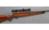 Weatherby Mark V Deluxe,
7mm Wby.Mag., LH West German - 1 of 7