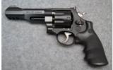 Smith & Wesson ~ 327 M&P R8 ~ .357 Mag. - 2 of 4