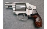 Smith & Wesson ~ Model 642-2 Airweight ~ .38 Spc. - 2 of 4