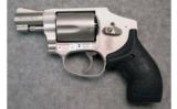 Smith & Wesson ~ 642-2 ~ .38 Spc. - 2 of 5