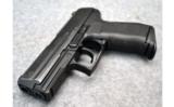Heckler & Koch ~ P2000 ~ 9mm - 3 of 5
