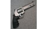 Smith & Wesson ~ 686-6 ~ .357 Mag. - 1 of 6