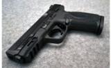 Smith & Wesson ~ M&P9 M2.0 ~ 9mm - 3 of 5