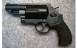 Smith & Wesson ~ Governor ~.45 Colt/.45 ACP/.410 Ga. - 2 of 5