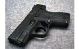 Smith & Wesson ~ M&P9 Shield ~ 9mm - 3 of 5