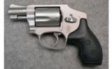 Smith & Wesson ~ 642-2 ~ .38 Spl. - 2 of 5