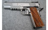 Smith & Wesson ~ SW1911 ~ .45 Auto - 2 of 4