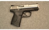 Smith & Wesson ~ M&P 40C Compact Stainless ~ .40 Smith & Wesson - 1 of 2