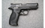 Smith & Wesson ~ M&P 40 ~ .40 S&W - 1 of 3