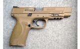 Smith & Wesson ~ M&P9 M2.0 ~ 9mm Luger - 1 of 3
