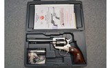 Ruger ~ New Model Single-Six ~ .22 LR / .22 Win. Mag. - 3 of 4