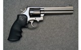 Smith & Wesson ~ Model 686 Revolver ~ .357 Magnum