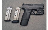Smith & Wesson ~ M&P40 Shield ~ .40 S&W - 3 of 4