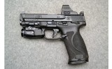 Smith & Wesson ~ M&P9 M2.0 ~ 9mm Luger - 2 of 3