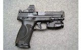 Smith & Wesson ~ M&P9 M2.0 ~ 9mm Luger - 1 of 3