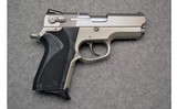 Smith & Wesson ~ 4013TSW ~ .40 S&W - 1 of 3