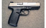 Smith & Wesson ~ SD9 VE ~ 9mm Luger - 1 of 3