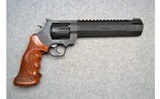 Taurus ~ Raging Hunter Revolver ~ .44 Magnum - 1 of 2