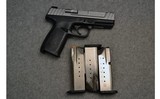 Smith & Wesson ~ SD40 VE ~ .40 S&W - 3 of 3