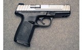 Smith & Wesson ~ SD40 VE ~ .40 S&W - 1 of 3