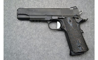 SIG Sauer ~ 1911 ~ .45 Auto