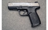 Smith & Wesson ~ SD40 VE ~ .40 S&W - 2 of 3