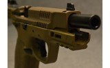 Smith and Wesson MP9 2.0 - 3 of 4
