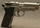 Smith & Wesson 40 - 1 of 7
