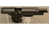 Sig Sauer P226 - 4 of 6