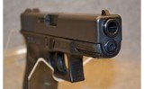 Glock 19 Gen 4 - 3 of 5