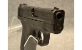 Smith & Wesson M&P9 Shield - 3 of 4