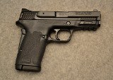 Smith & Wesson 380 Shield EZ - 1 of 5