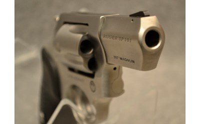 Ruger SP101 - Image 3 of 5