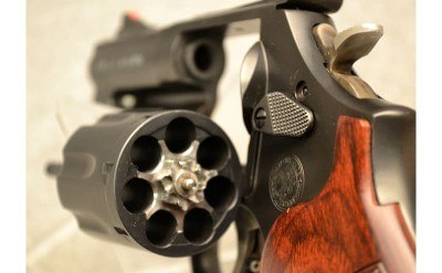 Smith & Wesson 586-7 Performance - Image 4 of 5