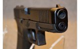 Glock 17 Gen 5 - 3 of 5
