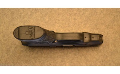 Smith & Wesson MP9 Shield - Image 5 of 5