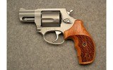 Taurus 85UL - 2 of 7