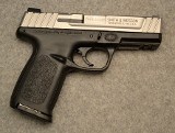 Smith & Wesson SD9 VE - 1 of 5