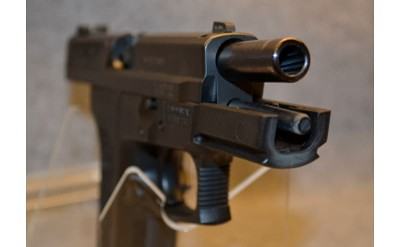 Sig Sauer P220 - Image 4 of 5