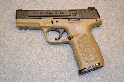 Smith & Wesson SD9 - Image 1 of 5