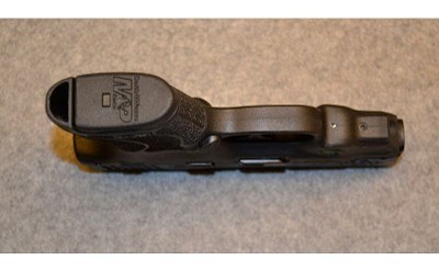 Smith & Wesson MP9 Shield - Image 5 of 5