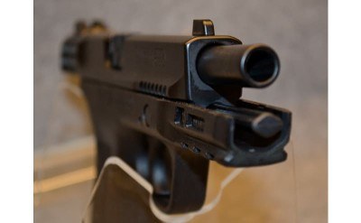 Smith & Wesson 380 Shield - Image 4 of 5