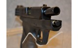 Smith & Wesson Shield 40 - Image 4 of 5