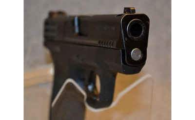 Smith & Wesson MP9 Shield - Image 3 of 5