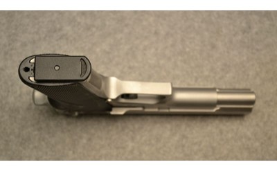 Smith & Wesson 4506 - Image 5 of 5