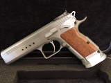 EAA Tanfoglio Witness 9mm Limited - 1 of 5