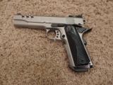 SMITH & WESSON 1911 CUSTOM PERFORMANCE CENTER - 4 of 9