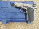 SMITH & WESSON M4006TSW TACTICAL 40S&W - NEW IN BOX FREE SHIPPING - 8 of 10