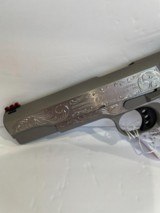 COLT O1072CCS COMPETITION 9MM CUSTOM HAND ENGRAVED - 4 of 7