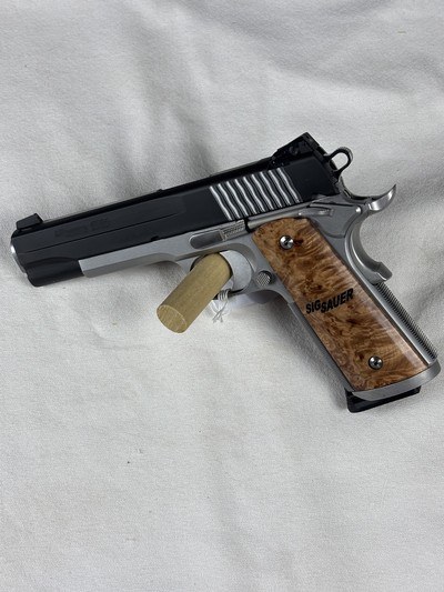 SIG SAUER 1911-45-STX CUSTOM SHOP - NEW IN BOX - Image 1 of 6